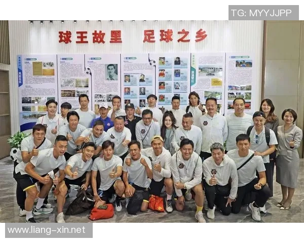 港台足球明星风采大汇总精彩图片展示与球员介绍